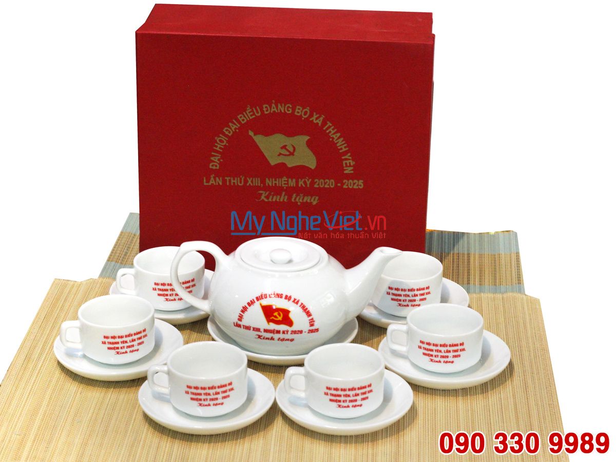 Bình trà Bát Tràng in logo