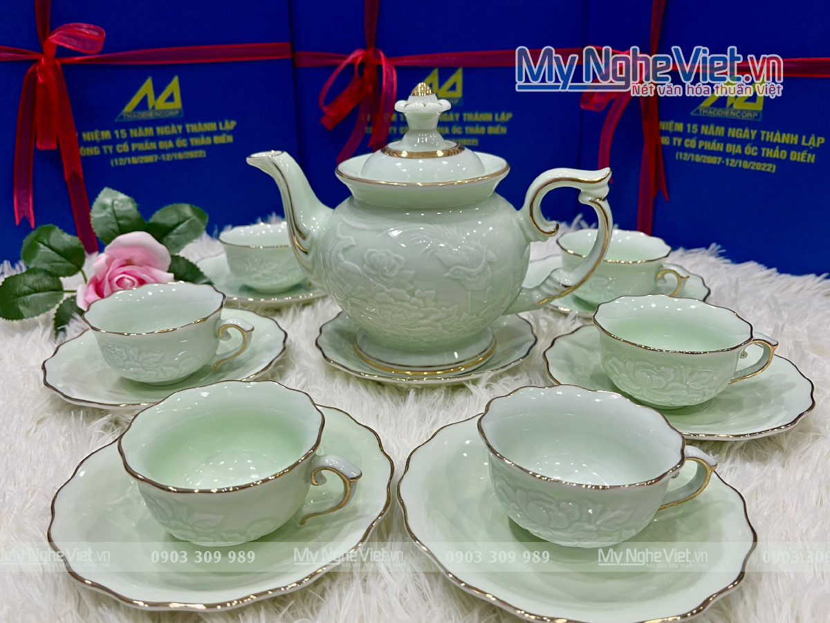 Bình trà trắng ngọc in logo Công ty cổ phần địa ốc Thảo Điền HDBTDOTD1