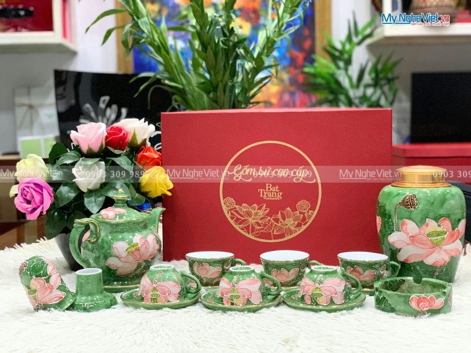 Bộ bình trà cao cấp men vân đá vẽ hoa đắp nổi + phụ kiện MNV-BTV12/2PK