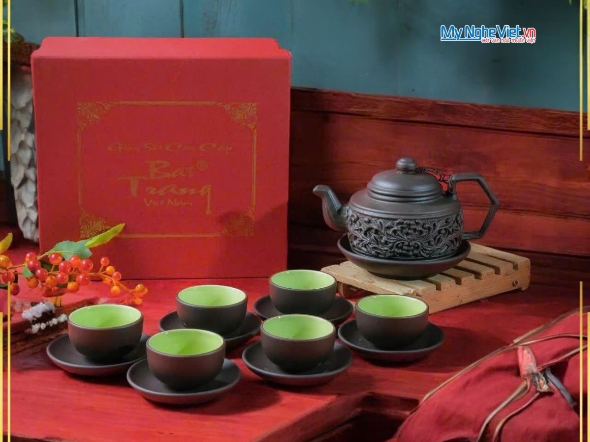 Bộ bình trà Tử Sa hoa dây gốm Bát Tràng và hộp đẹp